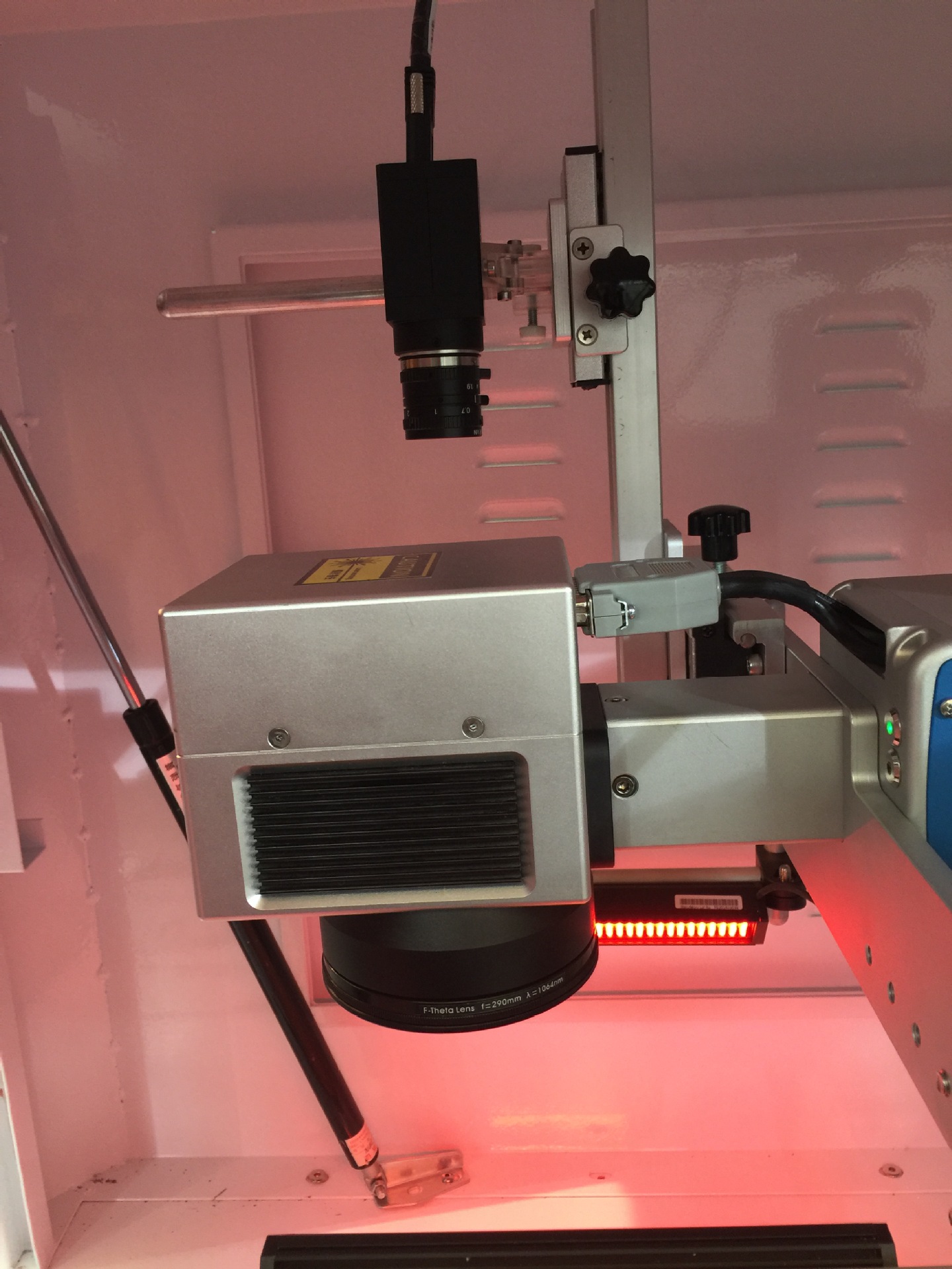 視覺打標(biāo)機(jī)(自動貼標(biāo)機(jī)視頻)